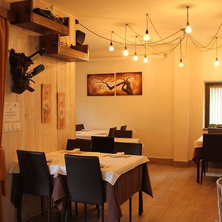 Los Corrales De Soto Hotel Soto del Real Ngoại thất bức ảnh
