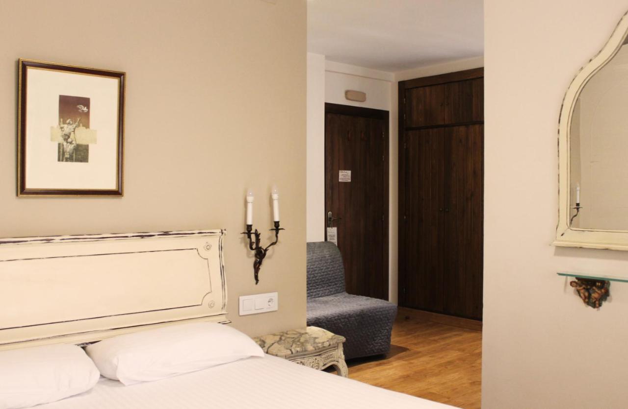 Los Corrales De Soto Hotel Soto del Real Ngoại thất bức ảnh