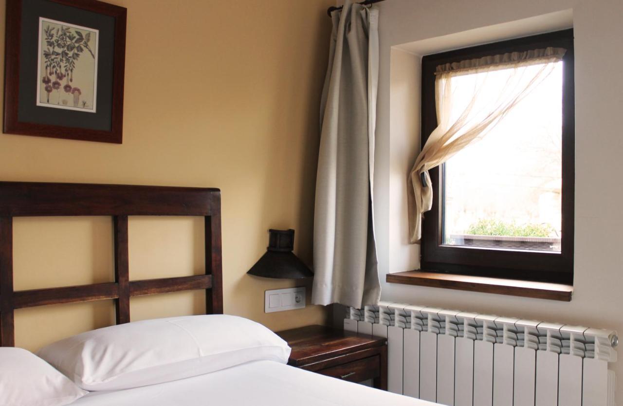Los Corrales De Soto Hotel Soto del Real Ngoại thất bức ảnh