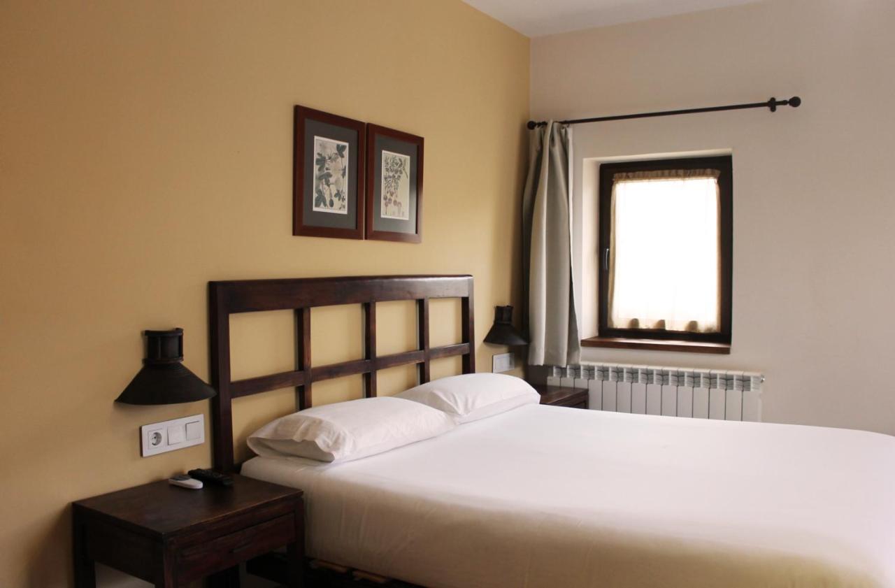 Los Corrales De Soto Hotel Soto del Real Ngoại thất bức ảnh