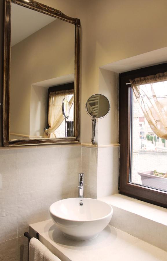 Los Corrales De Soto Hotel Soto del Real Ngoại thất bức ảnh