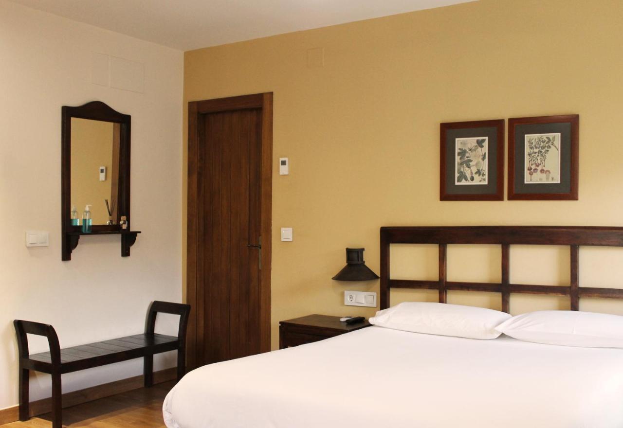 Los Corrales De Soto Hotel Soto del Real Ngoại thất bức ảnh