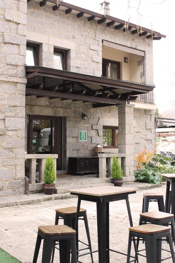 Los Corrales De Soto Hotel Soto del Real Ngoại thất bức ảnh